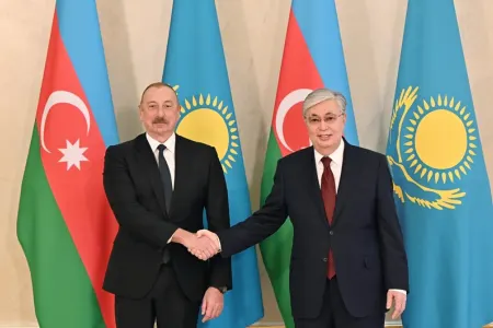 Azərbaycan və Qazaxıstan prezidentləri mətbuata bəyanatlarla çıxış ediblər
