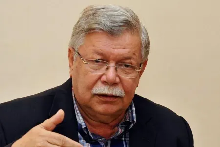 “Azər Paşa Nemətovun vəfatına görə forumun tarixi dəyişdi”