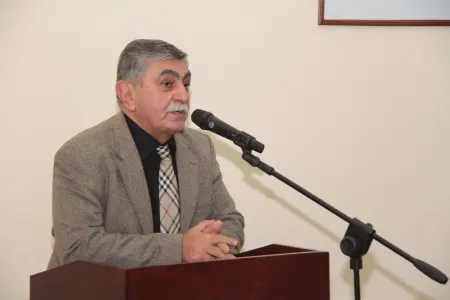 “Mühafizəçi Xalq artistindən iki-üç dəfə artıq maaş alır”