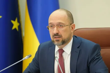 Şmıqal Ukraynaya “F-16” verilməsini istəyib
