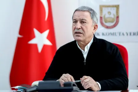 Hulusi Akar Zakir Həsənova başsağlığı məktubu göndərdi
