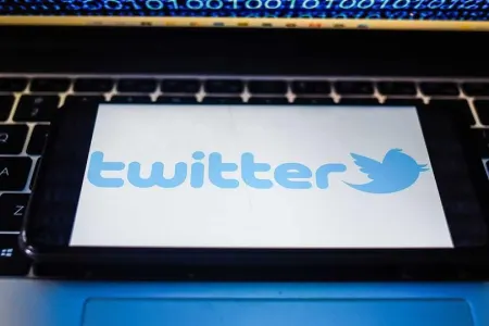 "ABŞ hakimiyyətinin "Twitter" istifadəçilərinin şəxsi mesajlarına çıxışı olub" - Mask