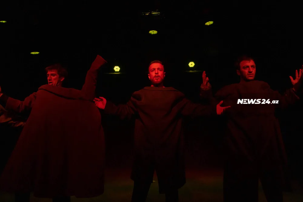 "Şinel" tamaşası oynanıldı - FOTOLAR