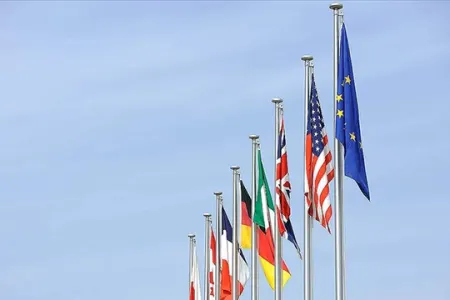 G7 ölkələri toplandı: Rusiyaya qarşı sanksiyalar sərtləşəcək