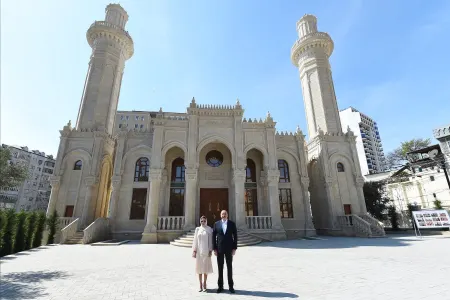 Prezident və xanımı “Cümə” məscidinin AÇILIŞINDA - FOTOLAR