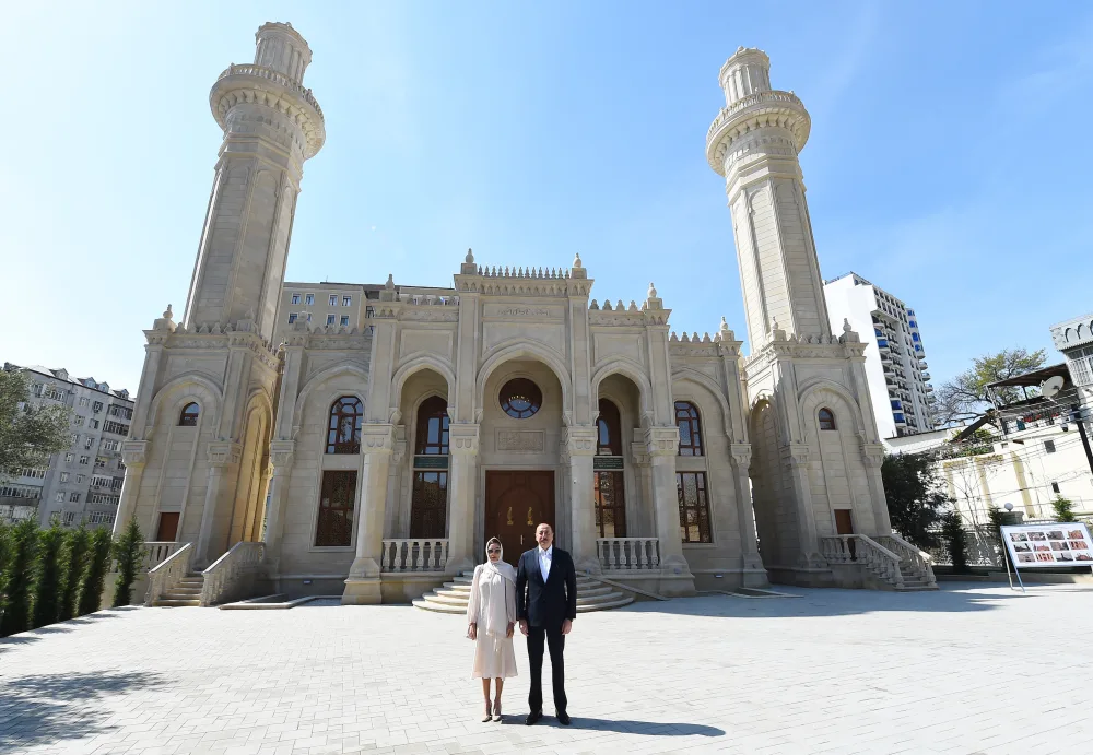 Prezident və xanımı “Cümə” məscidinin AÇILIŞINDA - FOTOLAR