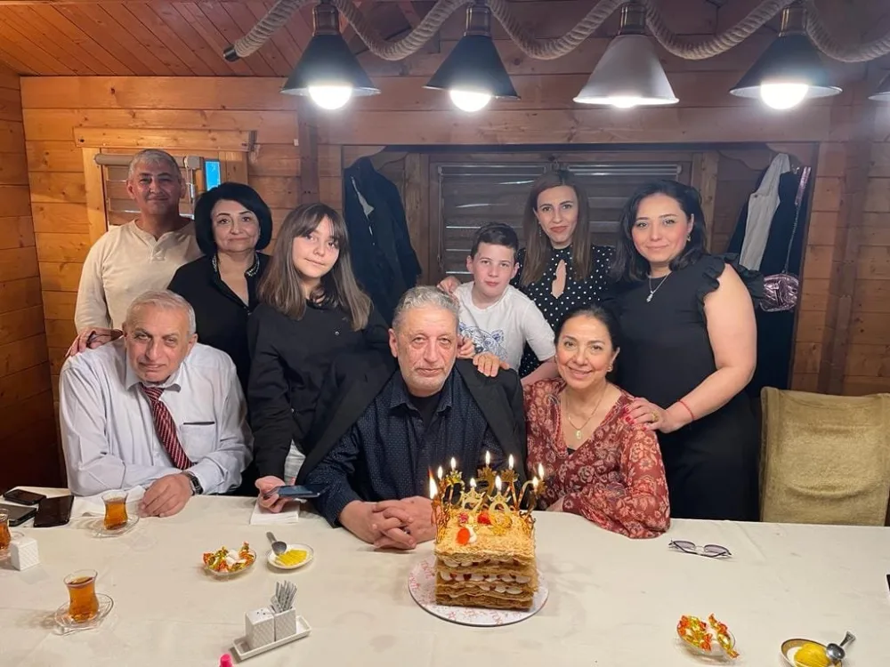 Həyat yoldaşı məşhur kinodramaturqu belə TƏBRİK ETDİ