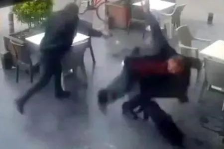 Həyat yoldaşı ilə mesajlaşan qohumunu belə - GÜLLƏLƏDİ - ANBAAN VİDEO