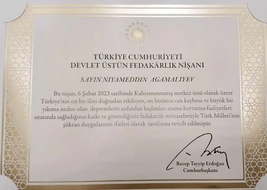 Türkiyə Prezidenti hərbi qulluqçumuzu təltif etdi - FOTOLAR