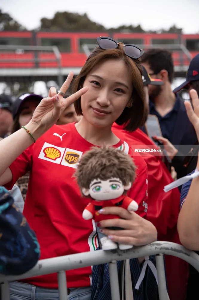 Formula 1: “Pit” zolağındakı gəzintidən maraqlı - FOTOLAR