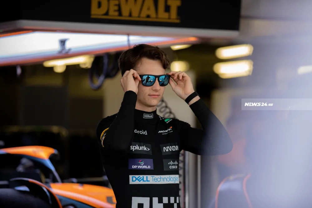 Formula 1: “Pit” zolağındakı gəzintidən maraqlı - FOTOLAR