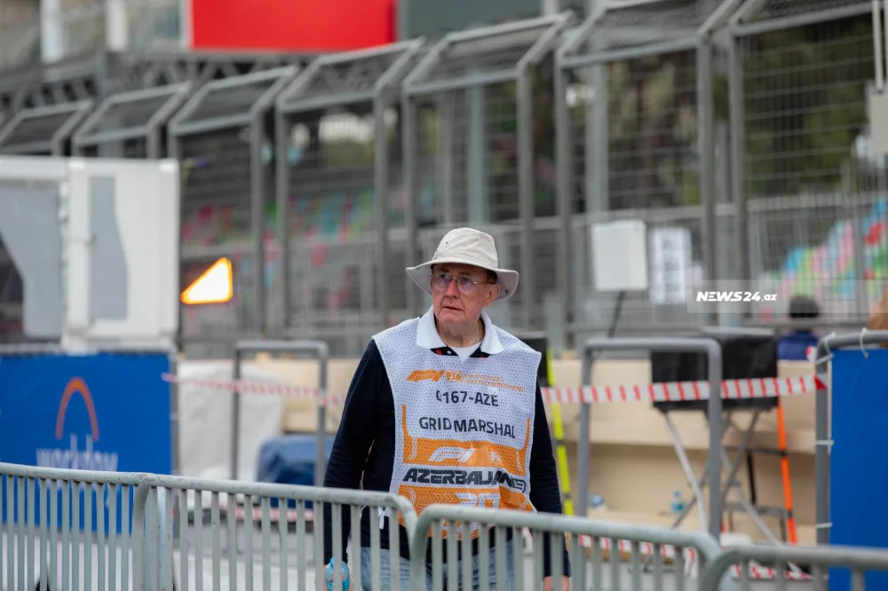 Formula 1: “Pit” zolağındakı gəzintidən maraqlı - FOTOLAR