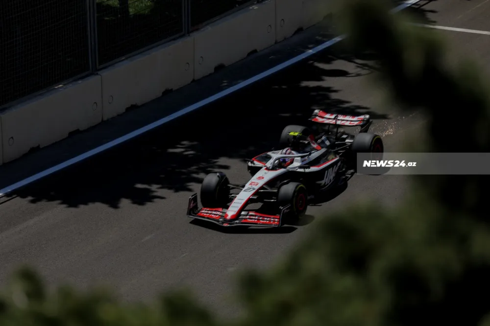 "F1": - Bakıda sprint yarışının təsnifat mərhələsi KEÇİRİLİR - FOTOLAR