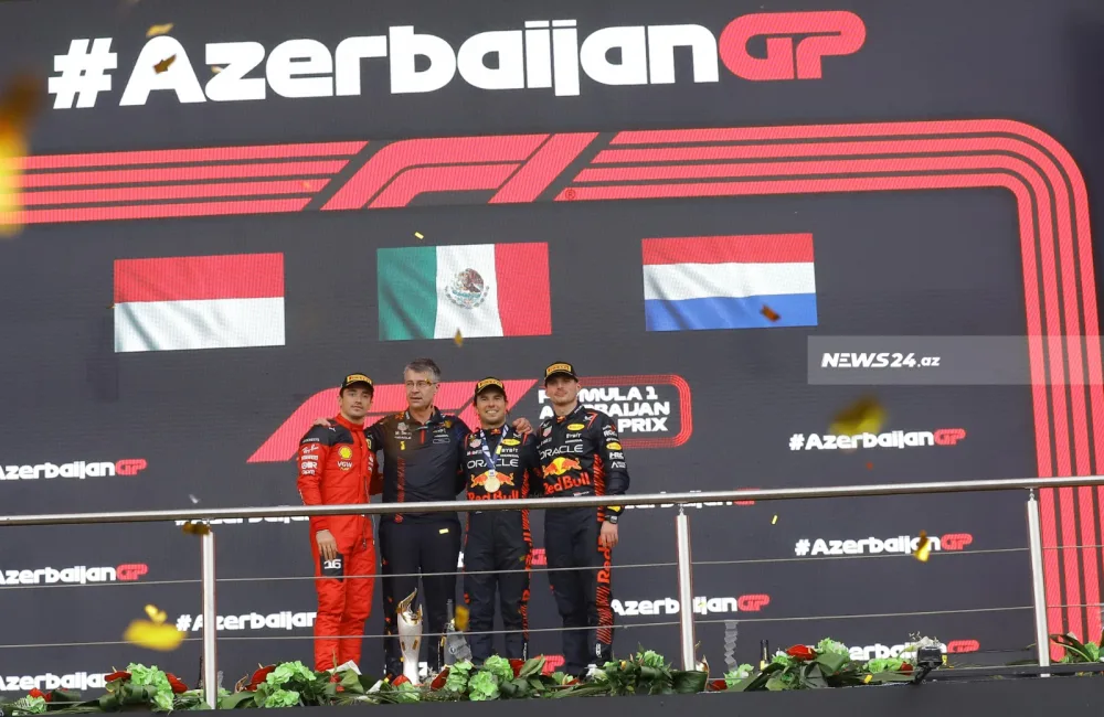 Formula 1-in qalibləri mükafatlandırıldı - FOTOLAR