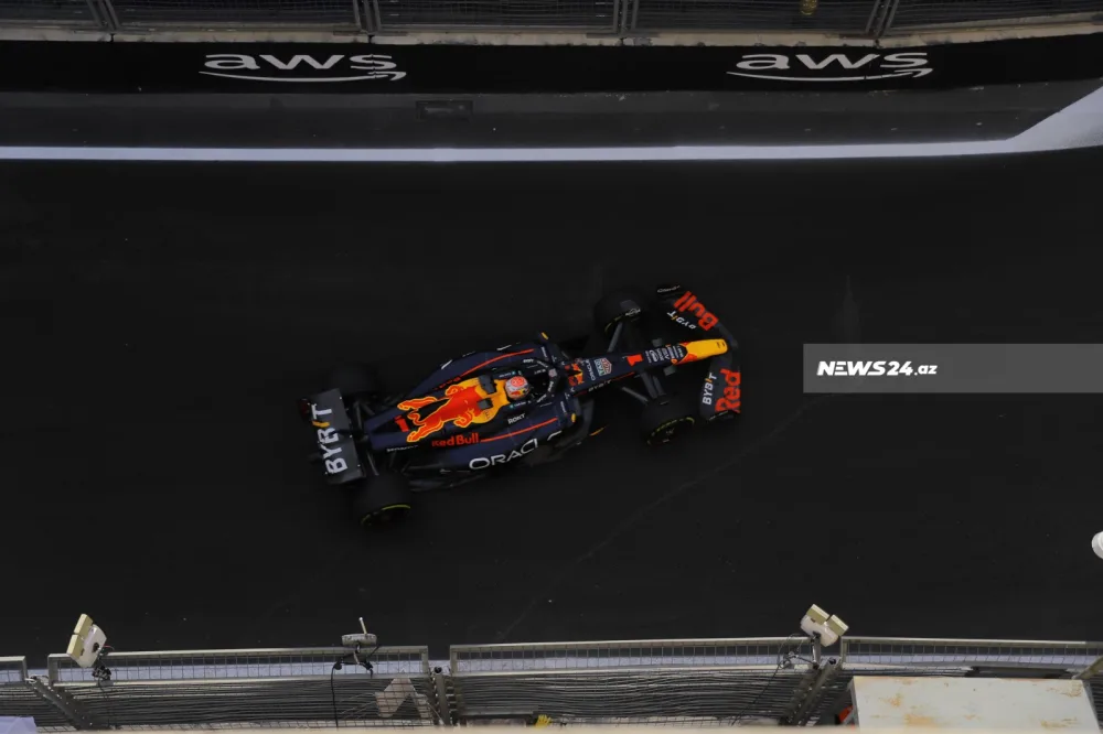 Formula 1-in qalibləri mükafatlandırıldı - FOTOLAR
