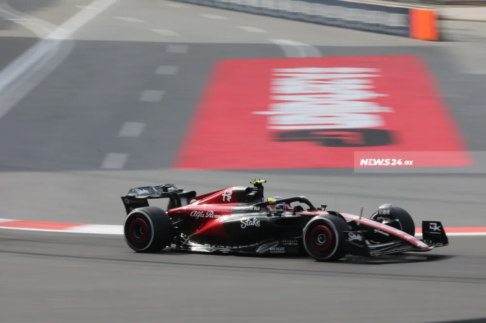 Formula 1-in qalibləri mükafatlandırıldı - FOTOLAR