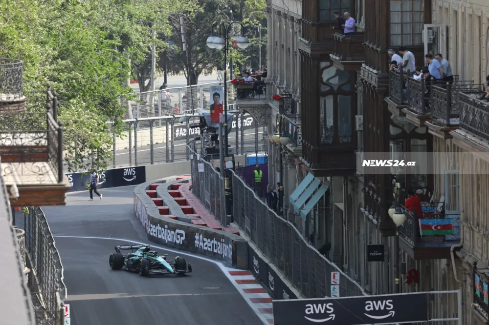 Formula 1-in qalibləri mükafatlandırıldı - FOTOLAR