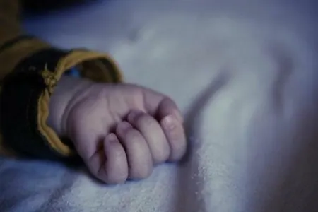 “Otağa girəndə gördüm ki, 2 yaşlı oğlumu doğrayır” – - BAKIDA İNANILMAZ HADİSƏ__NEWL____NEWL__