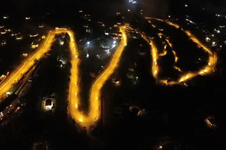 Laçının yolları gecələr belə görünür - FOTO