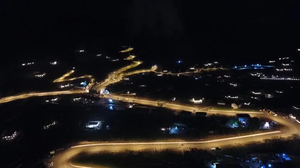 Laçının yolları gecələr belə görünür - FOTO