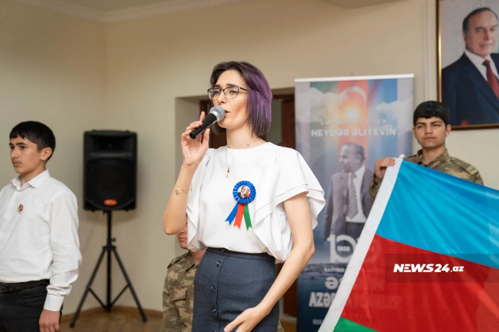 "Əsrin azərbaycanlısı" - 143 saylı məktəbdə Ulu Öndərin 100 illiyi qeyd olundu