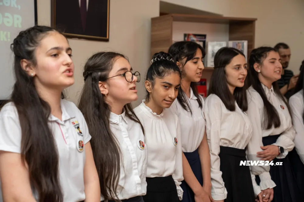 "Əsrin azərbaycanlısı" - 143 saylı məktəbdə Ulu Öndərin 100 illiyi qeyd olundu