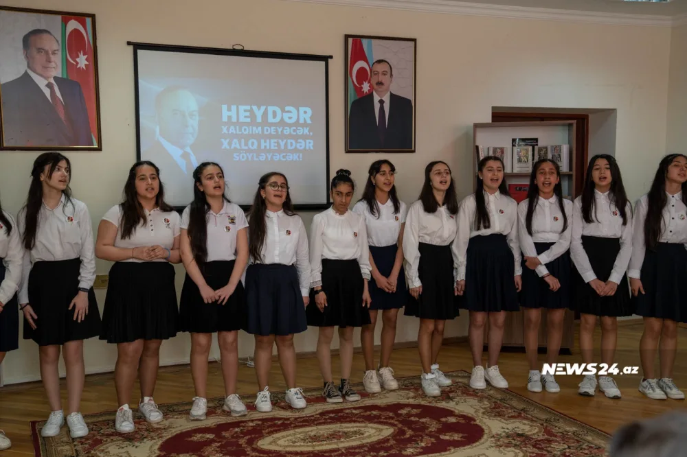 "Əsrin azərbaycanlısı" - 143 saylı məktəbdə Ulu Öndərin 100 illiyi qeyd olundu