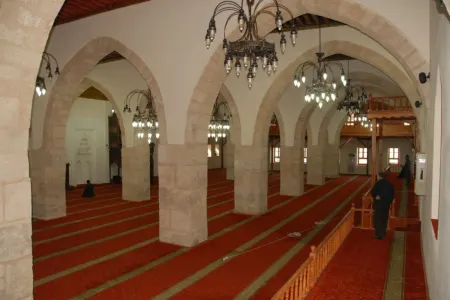 Türkiyədə zəlzələdən zərər çəkmiş tarixi abidələrin bərpasına başlanılıb