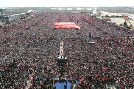 Ərdoğandan 1,7 milyonluq İstanbul mitinqi ilə bağlı paylaşım