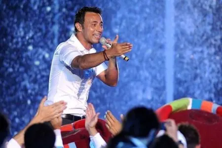 Mustafa Sandal Bakıda konsert - VERƏCƏK