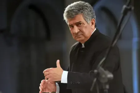 Prezident Rauf Abdullayevi - mükafatlandırdı