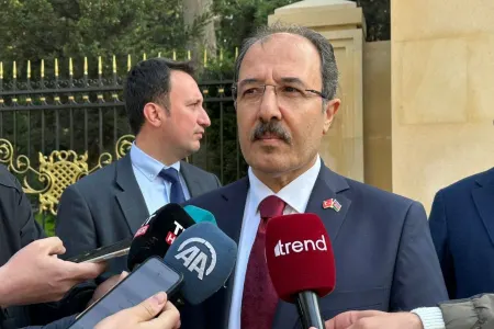 Ulu Öndər Heydər Əliyev örnək bir liderdir - Cahit Bağcı
