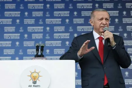 Ərdoğan: “Qızıl Aypara Cəmiyyətinin çadır satması məni çox üzdü”