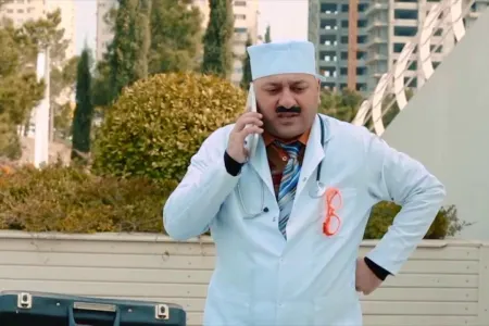 "Qılman doktor" maşın sürə bilmədi - FOTOLAR