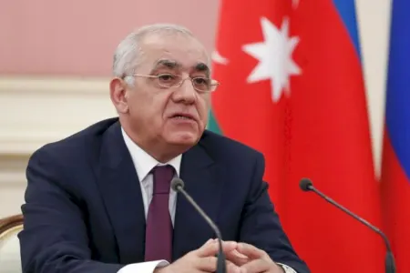 Baş nazirdən tibb işçiləri barədə qərar: - İyulun 1-dək...