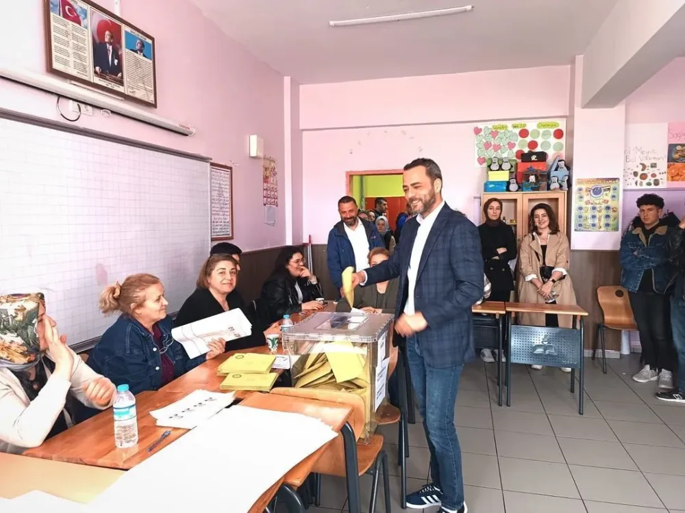 Bu məşhurlar deputat seçilə bilmədi - FOTOLAR