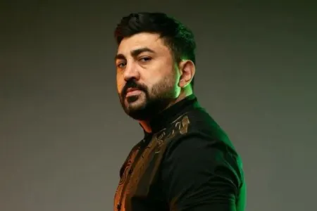 Əməkdar artistin xanımı: - “Vüqar Muradovun üzrünü qəbul etmirik, təzminat ödəsin”