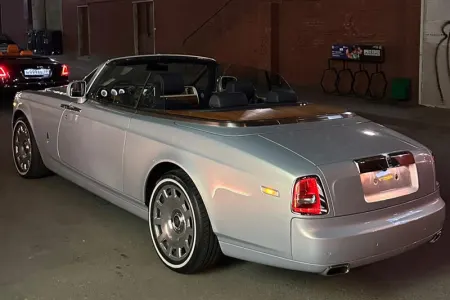 Azərbaycanlı müğənni “Rolls-Royce” aldı - VİDEO - FOTO