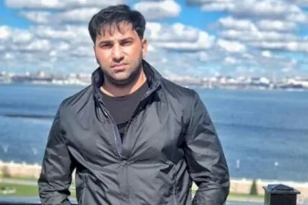 Kamil itlərini tanıtdırdı: - “Hürə bilmir, arada ulayır“
