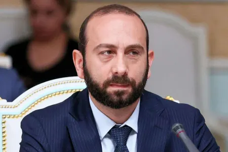 Sülh sazişinin iki maddəsi razılaşdırılıb - Mirzoyan