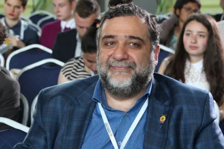 Vardanyan Paşinyanı hədələdi – “Sülh müqaviləsini imzalasa...”