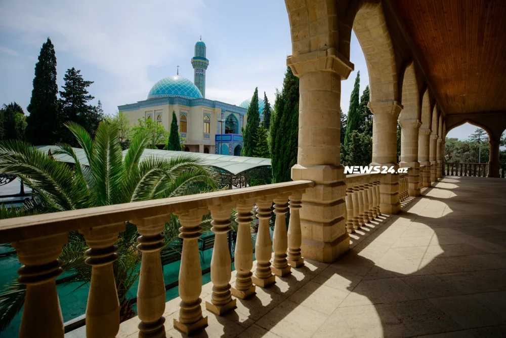 "Mir Mövsüm ağanın məzarını ziyarət etmək şirk deyil" - VİDEOREPORTAJ