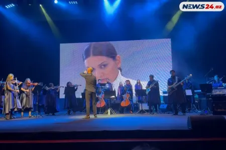 Qazaxıstanın məşhur orkestri Bakıda konsert verdi - VİDEO