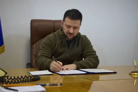 Zelenski onu işdən çıxardı
