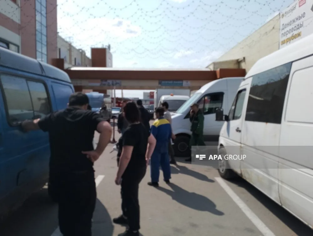 Moskvada azərbaycanlı iş adamlarına məxsus bazarda yanğın baş verib - FOTO