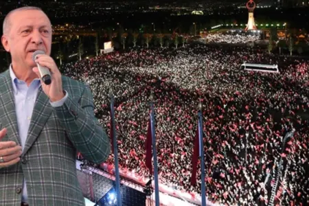 320 min insan mitinqə gəlib!