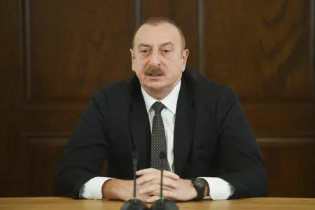 Sultan Raev İlham Əliyevi təbrik etdi