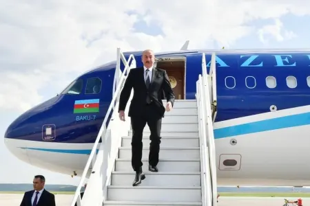 İlham Əliyev Moldovaya getdi - FOTO
