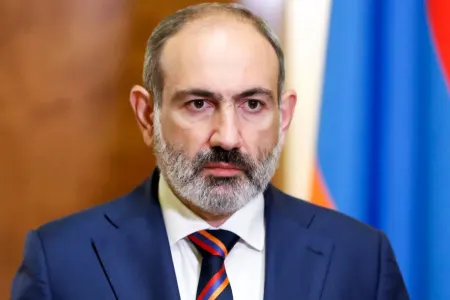 Paşinyan dövlətə xəyanət maddəsi üzrə dindirildi