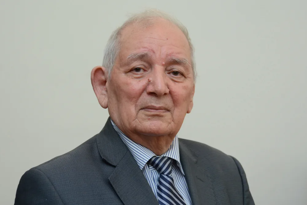 Daha bir partiya fəaliyyətini dayandırdı - — BƏYANAT